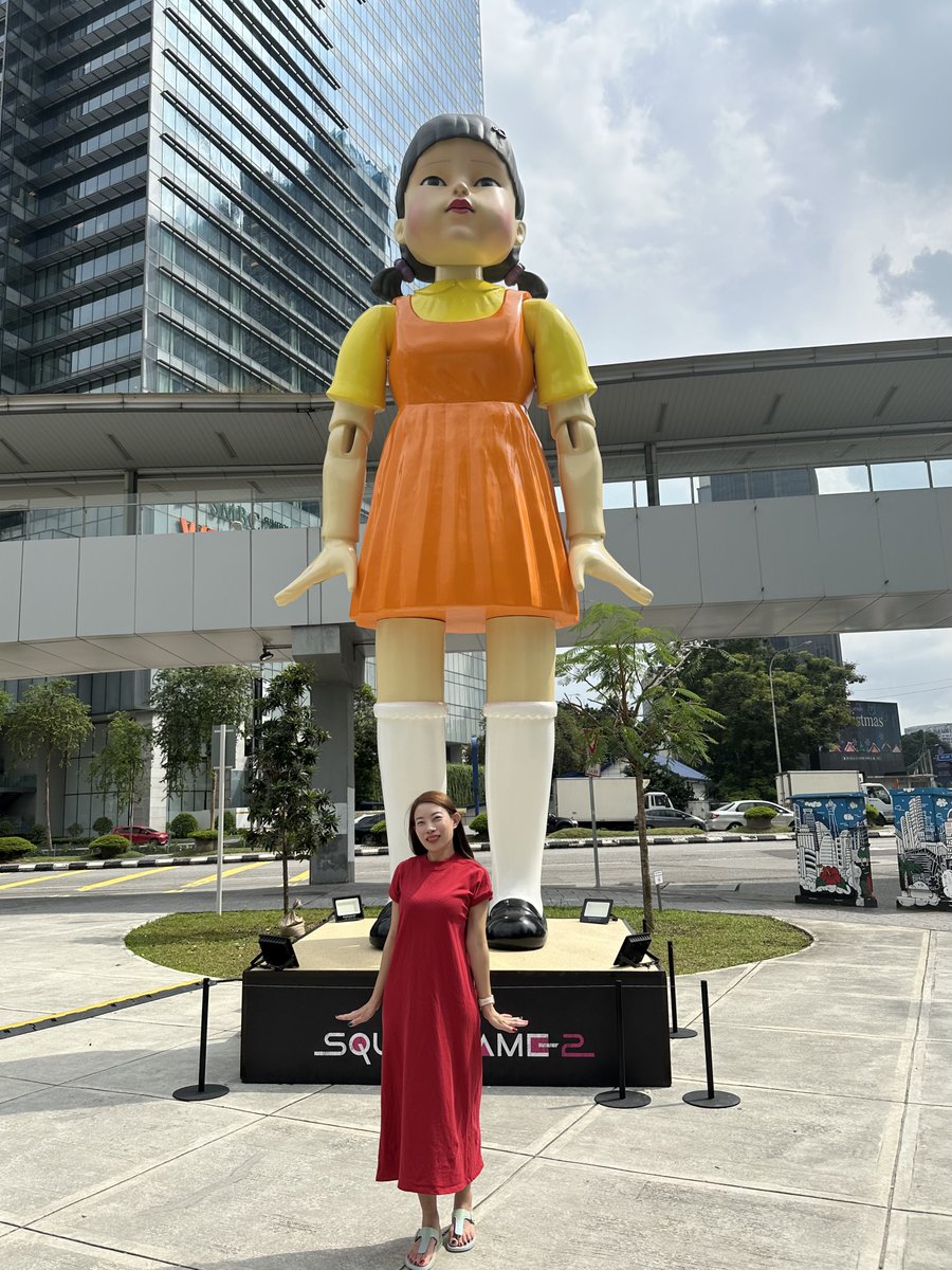 I spent 5 hours spring cleaning today and about the same amount of time bingeing on episodes 3-7 of <a href="/squidgame/">Squid Game</a> 2. Not sure why people are saying it’s not good - it is really good!

Photo taken at <a href="/ampangpark/">Ampang Park</a> in KL, Malaysia 🔼⏹️⏺️

#SquidGame2 #SquidGame