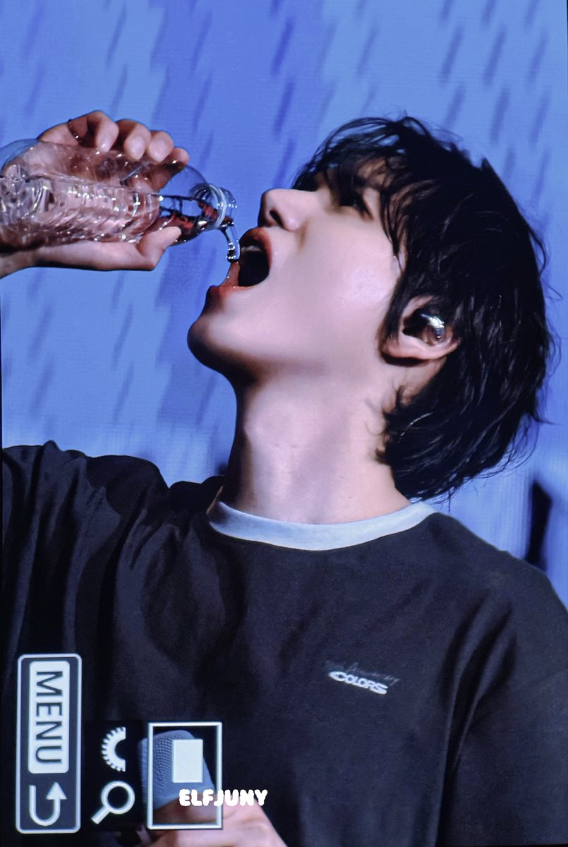 ELF_001117's tweet photo. 丨𝟮𝟱𝟬𝟭𝟬𝟰 / 𝗞𝗮𝗼𝗵𝘀𝗶𝘂𝗻𝗴 𝗣𝗿𝗲𝘃𝗶𝗲𝘄丨

짠 🤛🏻

▪️
#Kyuhyun10thAnniversaryAsiaTour #규현 #kyuhyun #圭賢 #COLORS https://t.co/l9JVkyHDMF