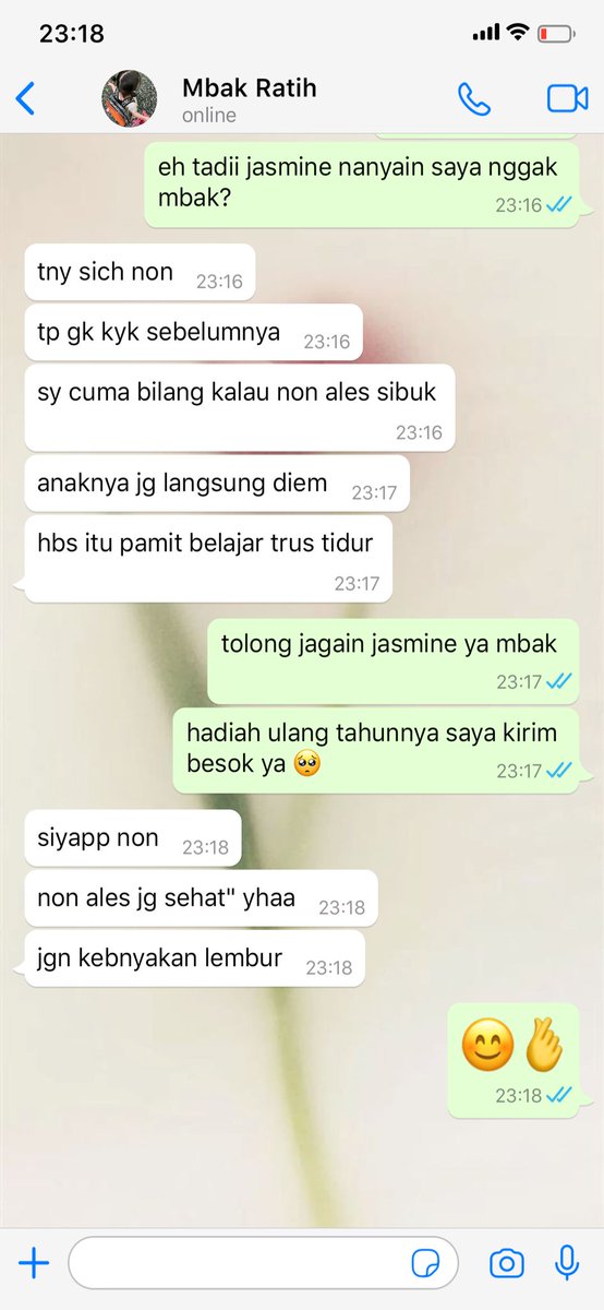 cupofbluewords's tweet photo. 🎀 5. mbak ratih https://t.co/TnoEmZsXay