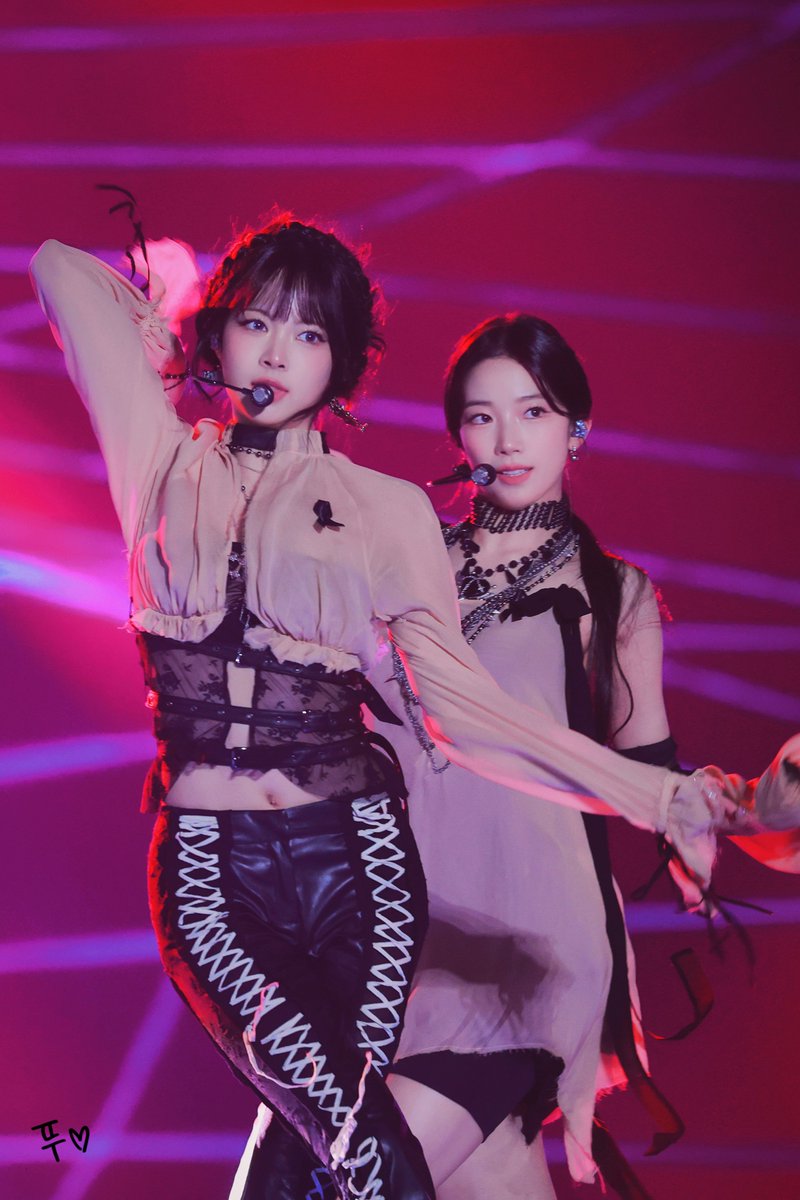 2_pupu_2's tweet photo. ❤️‍🔥#은채 https://t.co/QC148xfA9K