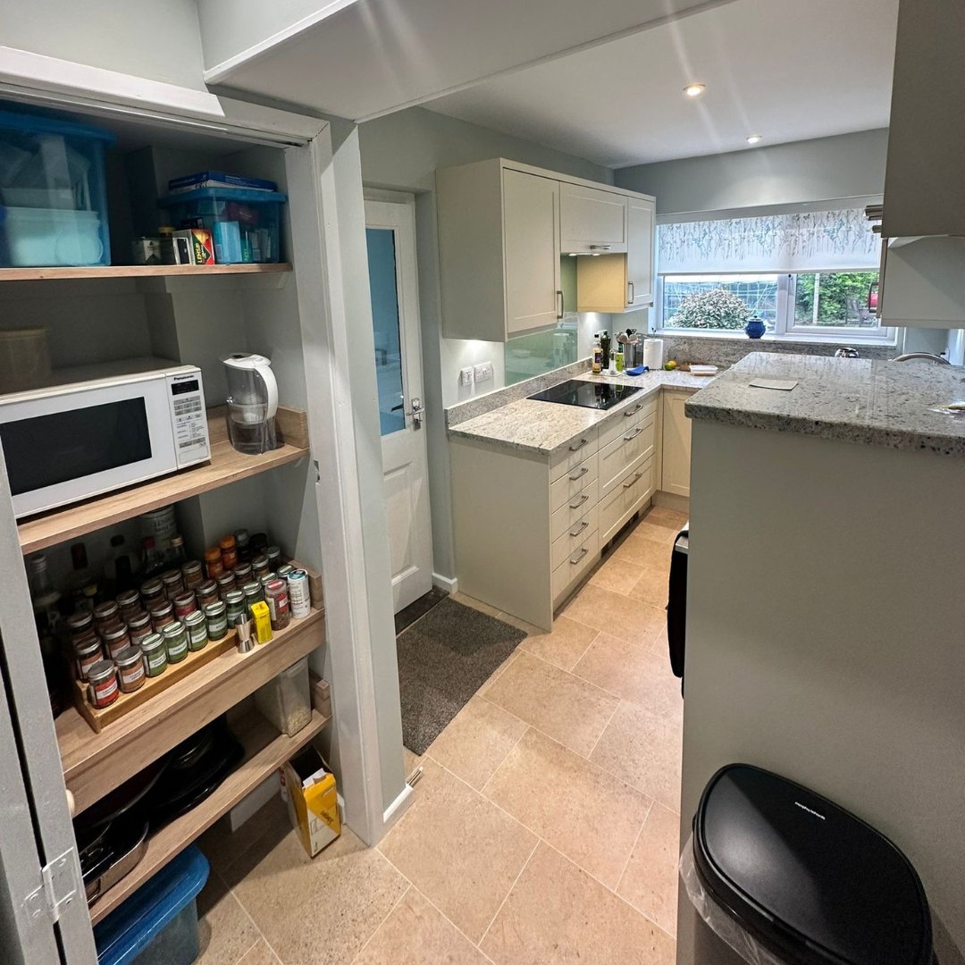 Just look at this stunning kitchen transformation! ✨

The lighter, modern aesthetic has completely elevated the space, making it beautiful and functional.

Could your kitchen be next? Visit our website to find out more:  modernhomesleamington.co.uk 💛

#KitchenTransformation