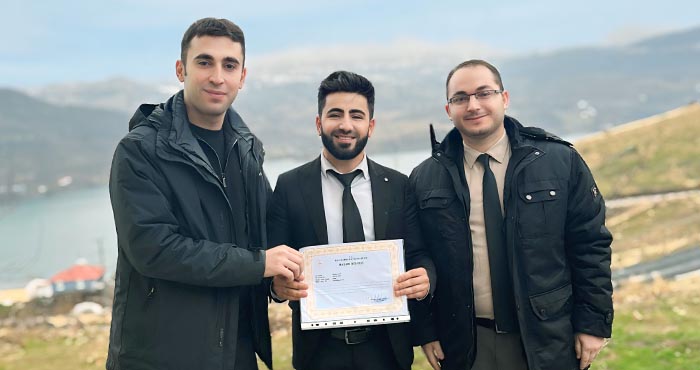 Kaymakamdan genç imama başarı belgesi bingolnethaber.com/haber/kaymakam…