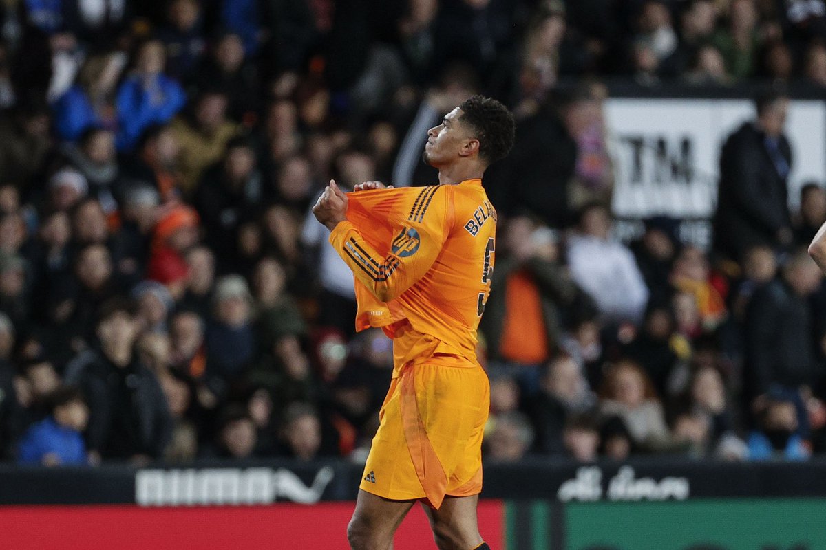 Intenso partido anoche.