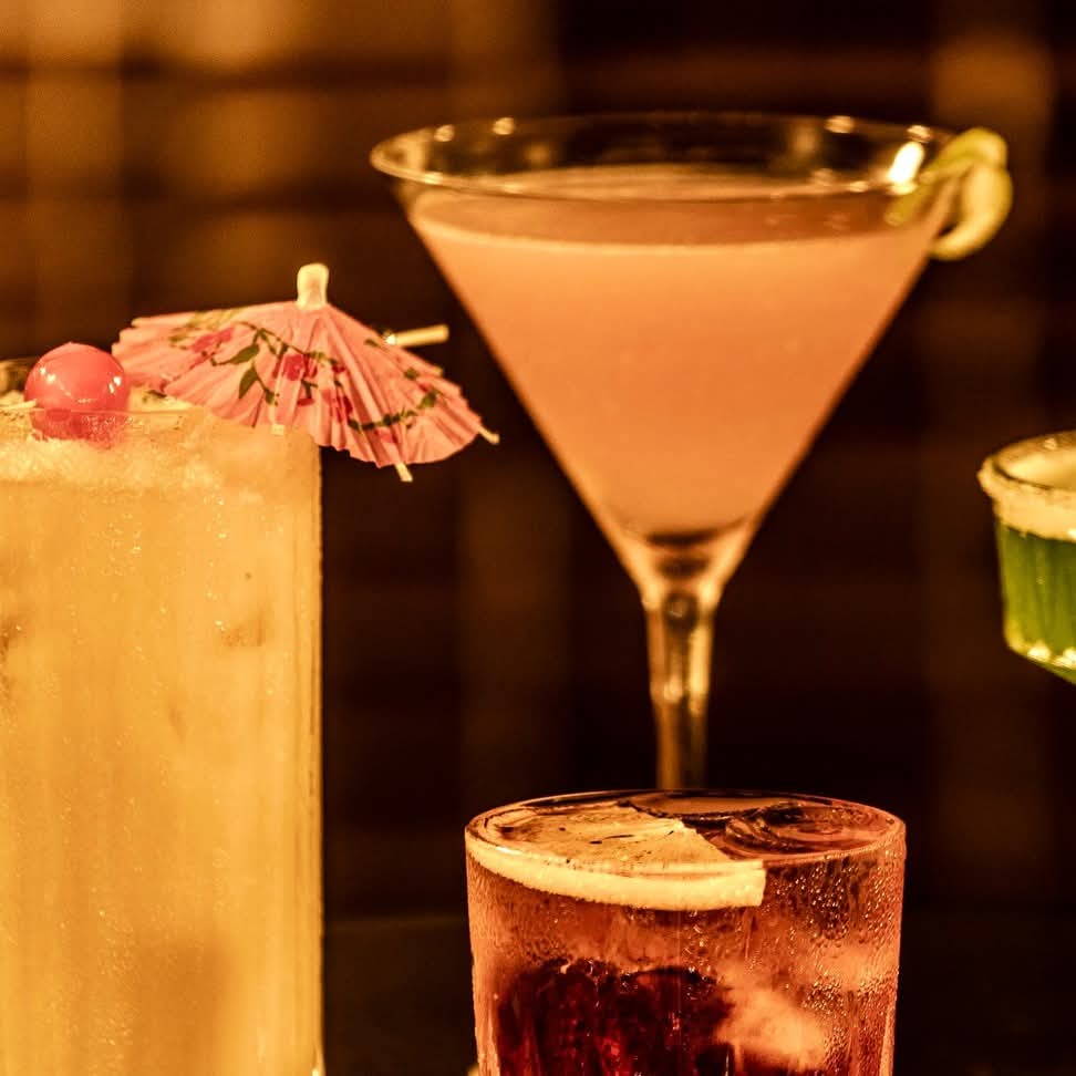 cometsoc's tweet image. If you're part of the dry January crew, we've got you covered.

We have a load of alcohol free options available in the bar including beers, spirits, mocktails and soft drinks so you can still socialise with us without the hangover. 

Win, win.