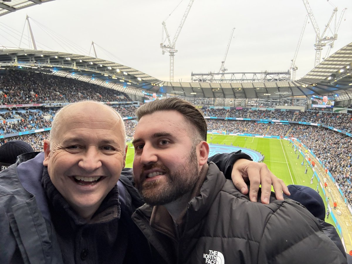 Dylanash's tweet image. Always good to have an away day….but 9 goals conceded in 2 games….Alvarez hopeless…surely sacked in 24 hours #westham