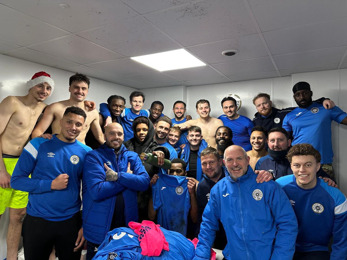 Bridon1935's tweet photo. 3️⃣ points from the playoffs ✅
- with 1 game in hand

7️⃣ points off top of the league ✅
- with 3 games in hand

7️⃣ points behind SE DØNS ✅
- both on same games

2️⃣ losses in last 15 games ✅

🆙⏭️ London Cup Quarter Final 🏆
Sat 18th Jan vs NW London

#BRIDON1935 #UPTHEROPES https://t.co/JRP4VpSNaW