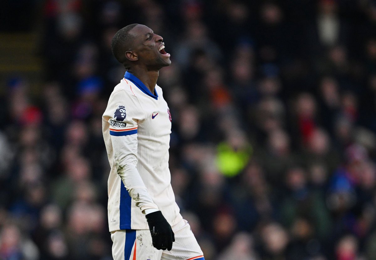 CFCPys's tweet image. ‼️ I am NOT blaming Jackson here… 

Jackson has 9 league goals, that’s a very good early return, but do games like today, which have happened regularly lately, show the need to go in for a striker? 

There is a ridiculous amount of pressure all on his shoulders, with Nkunku not…