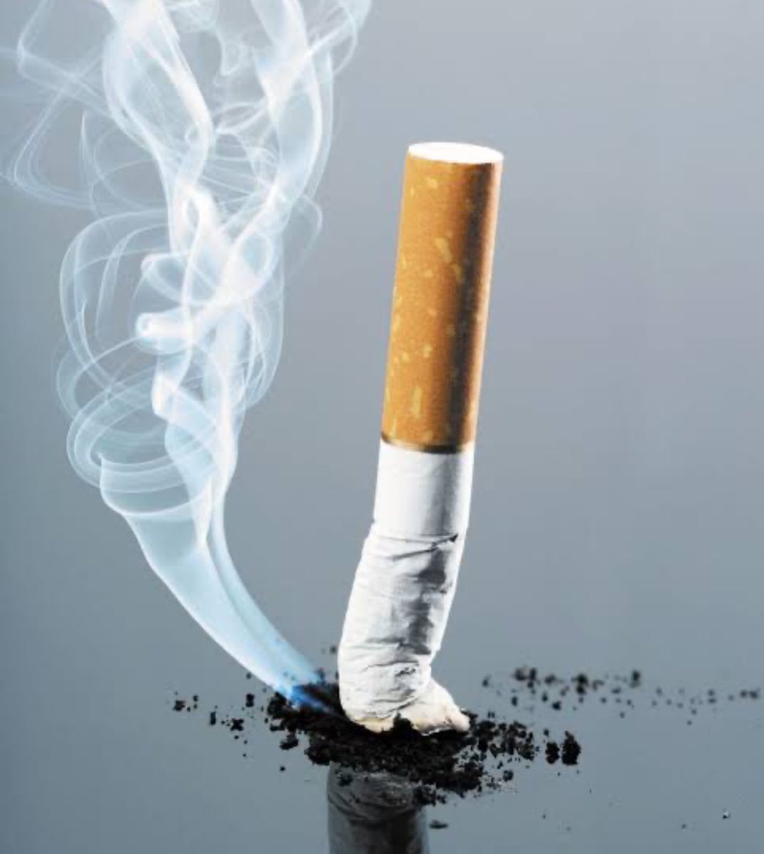 docramiro's tweet photo. En promedio, ¿cuánto disminuye la vida fumar un cigarrillo?
➡️ 22 minutos en mujeres
➡️ 17 minutos en hombres
Referencia: https://t.co/zXvXzWrFJh https://t.co/UJ6TQNsFGQ