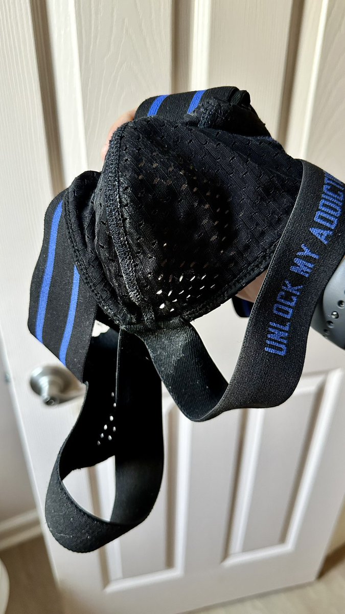 My jock from last night reeks of cum and nut 💦💦💦💦