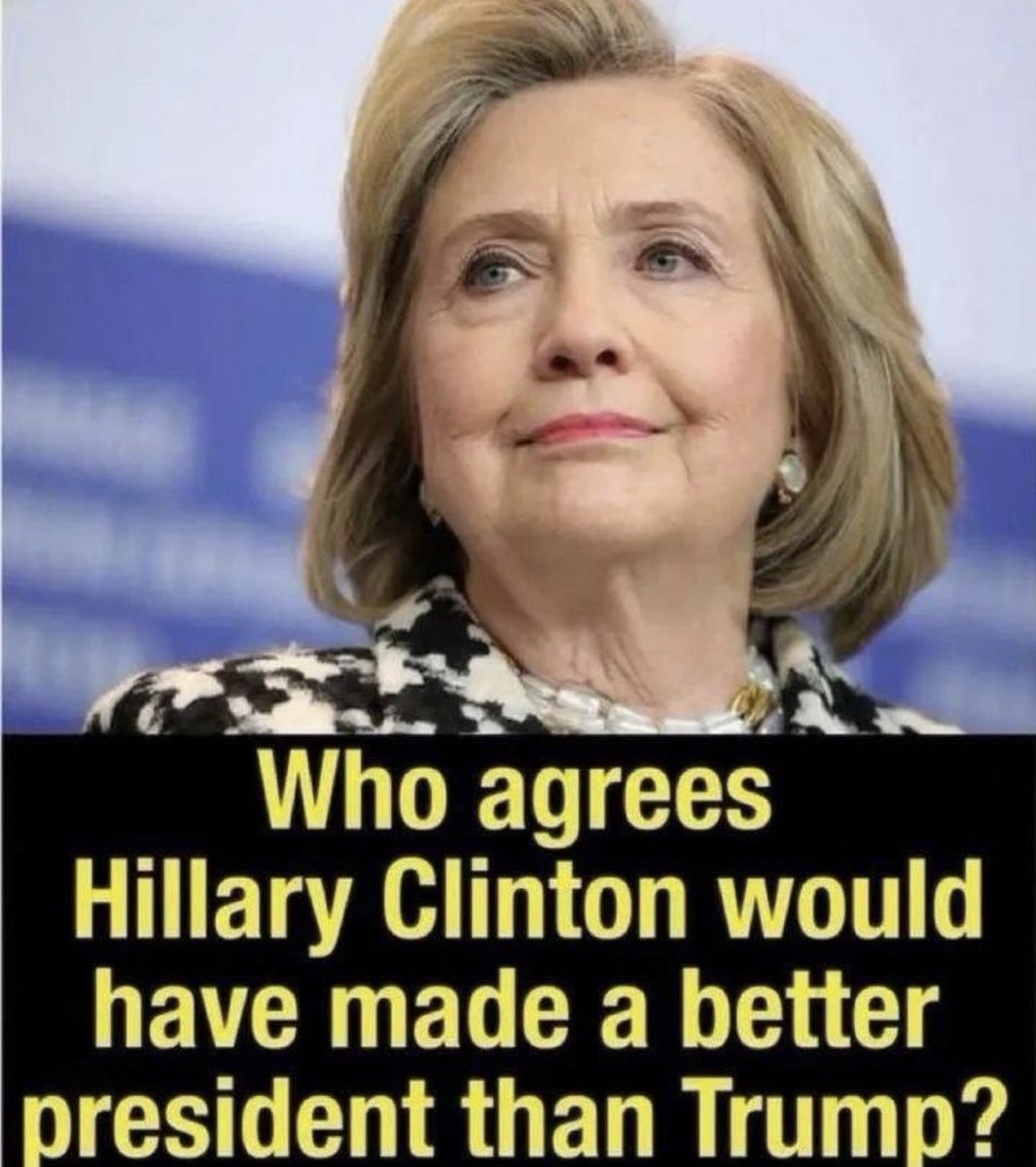 AZ_Brittney's tweet image. Hillary Clinton would have definitely made a better president than Trump! 

Who is with me? 🖐️