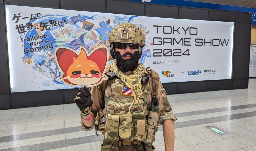 siromegane3821's tweet image. ドーモ初めまして白メガネです。
最近は初めて写真集を作り委託ではありますが冬コミで世に出す事が出来ました。
知ってる人は知ってる虹6戦隊のブラックビアード。
アウトドア淫夢動画でレーション食ってるアイツです。
今までやった事をリプ欄に↓