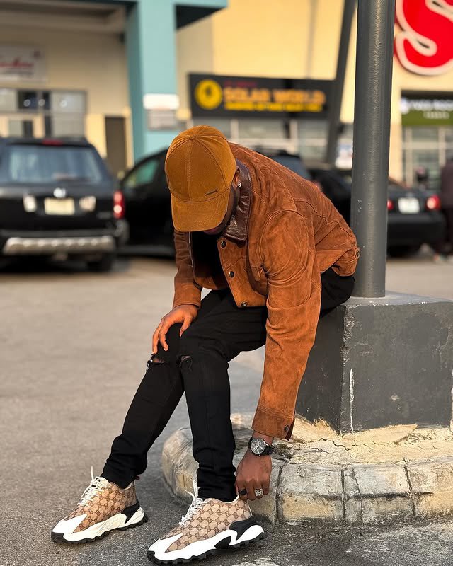 Chididikee's tweet photo. Wishing you a year filled with so much Love, joy and laughter #watchchidi #nollybadboy https://t.co/LFFFJSblIT