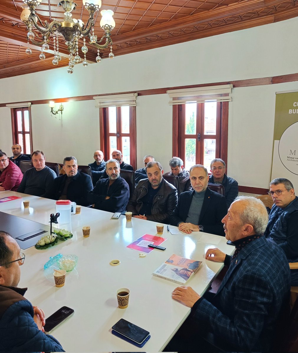 Mimar ve Mühendisler Grubu (MMG) Ankara Şubenin 04 Ocak 2025 tarihinde düzenlediği Cumartesi Buluşmaları'nın konuğu Hekim, Siyasetçi, Araştırmacı-Yazar Mehmet SILAY, "Hekim Gözüyle; Kudüs, Şam ve Direnen Gazze" başlıklı sunum gerçekleştirdi.