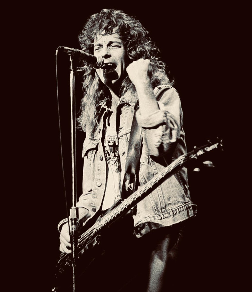 JackBlades's tweet photo. Man In Motion Tour…’88 or ‘89! 

#nightranger #ManInMotion #jackblades https://t.co/UtvkPUuB22