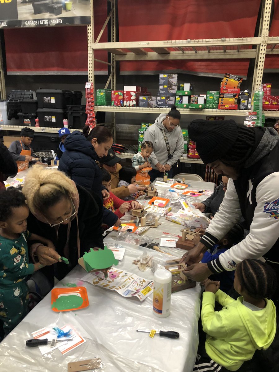 deshell1957's tweet image. The Kids Workshop at the Newark Home Depot. The first Saturday of every month from 9am-12nn. All are always welcome. Today, building a piggy 🐷 bank. @marcusmccollum @PhelpsFahimah @SeanMorris12 @linetterubio3 @Ckelly28K @DHRMgregorio @Stephon68682242