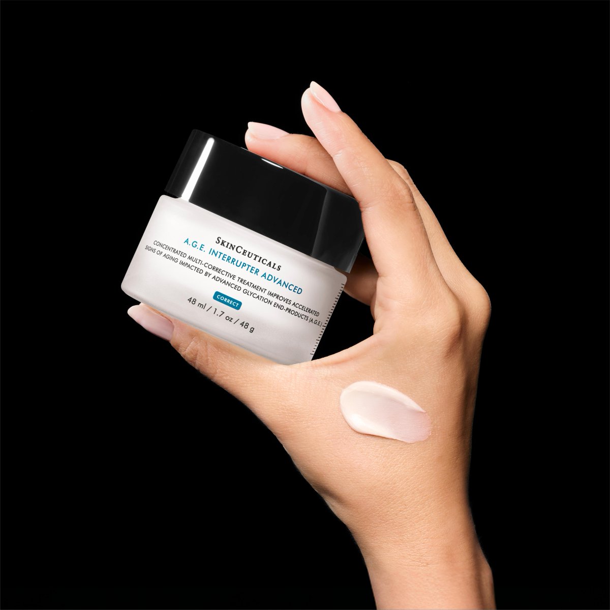 Our A.G.E. Interrupter Advanced is a potent anti-wrinkle cream that delivers rich all-day hydration, with a luxurious satin finish. It helps reverse visible signs of aging, including fine lines and deep wrinkles that have been impacted by collagen decline.