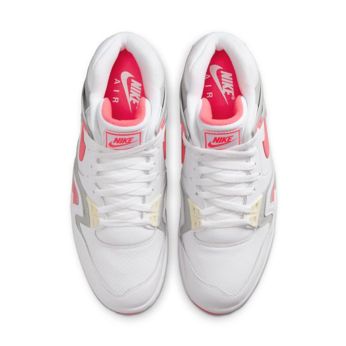 snkr_twitr's tweet image. AD: Dropped early + $10 off (Use STATUS Rewards)
Nike Air Tech Challenge 2 'Racer Pink'     

Finishline mavely.app.link/e/ygYEaPJjRPb
Use code FNLFAM

JDsports mavely.app.link/e/lBoyflLjRPb 
Use code JDSFAM

Thanks @OG_Sumpolec for the JD code