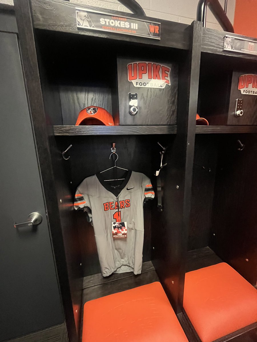 📍<a href="/UPIKEFOOTBALL/">UPIKE FOOTBALL</a>
