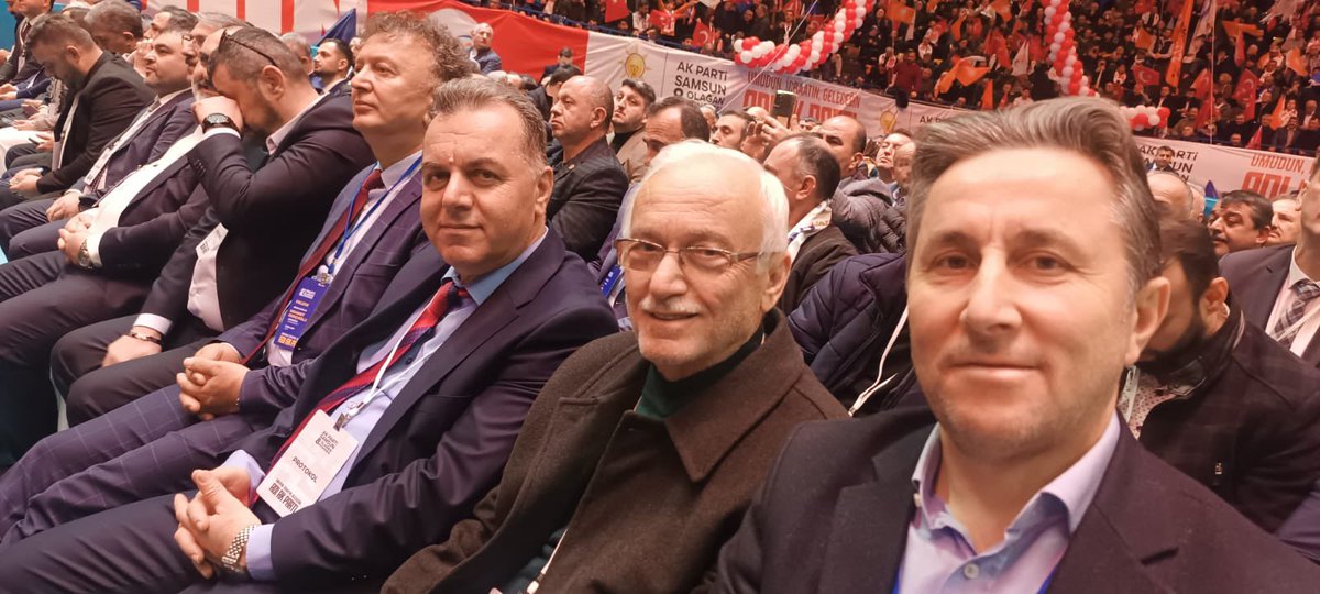 Cumhurbaşkanımız ve Genel Başkanımız Sayın Recep Tayyip Erdoğan’ın teşrifleriyle gerçekleştirilen, AK Parti Samsun 8. Olağan İl Kongremizde, tekrar İl Başkanı seçilen Mehmet KÖSE ve yönetimini tebrik ediyor başarılar diliyorum.
Hayırlı uğurlu olmasını temenni ediyorum.