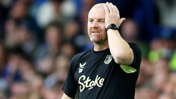 EFCdaily_'s tweet photo. “At the beginning, there was all this noise about we've got this big window and we can do this and we can do that. The last season in the 'Old Lady' and all that sort of stuff. And I made it clear. I said, I don't know where that's all come from." - Sean Dyche 🔵 https://t.co/HGXklUhTPj