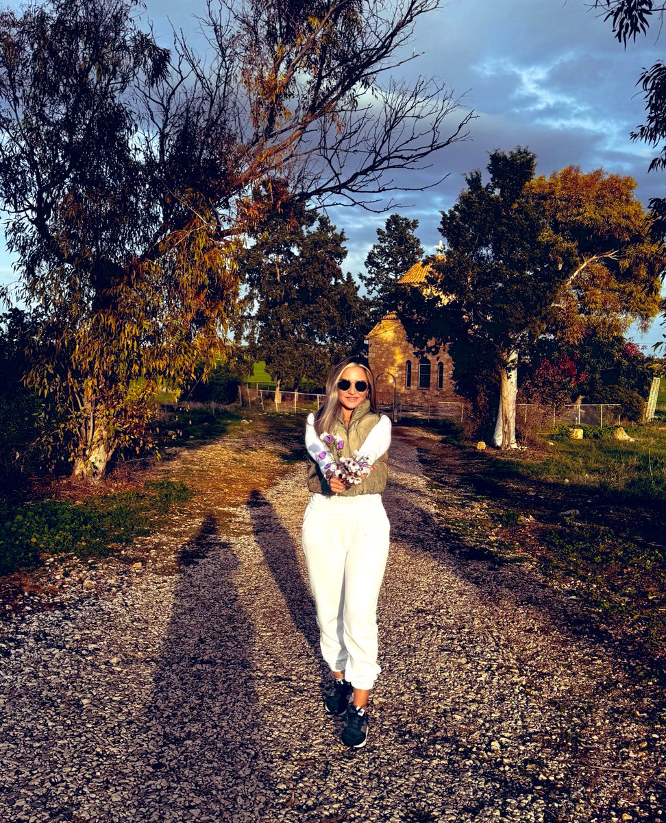 Nesli80's tweet photo. @elonmusk Elonnnnnnn 🚀 https://t.co/EBAs4u4al4