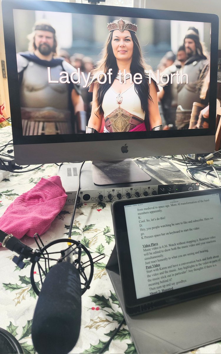 maritimemedium's tweet image. Fun creative afternoooooon ✨️🩷✨️

Free to Grow Jeff Patch Karen McKillop 🩷🩷🩷

I spy the beautiful &amp;amp; talented Amanda L. Case 😍

Have you heard FTG&apos;s new music? 🎶

#FreeToGrow #Canadian #Music #Film #Creator #Studio #Reaction #Video #Artists #Sing #Actor #Actress #Script…