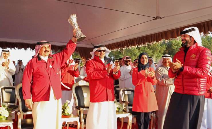 ألف مبروك لمنتخب البحرين على فوزه المذهل بكأس الخليج ٢٦
تهانينا الحارة إلى صاحب الجلالة الملك حمد بن عيسى آل خليفة وإلى كل فرد من الشعب البحريني 🇧🇭

<a href="/almayah_86/">عبدالعزيز المياح</a>
#عبدالعزيز_المياح

#البحرين_بطل_كأس_الخليج٢٦

<a href="/AalkhalifaAb/">علي بن عبدالرحمن بن علي آل خليفة</a>
<a href="/zeyadalkhalifa/">زياد ال خليفة 🇧🇭</a>
<a href="/elrifffa3/">لطيفة بنت محمد آل خليفة 🇸🇦🇧🇭🇦🇪</a>
<a href="/ab_aalkhalifah/">عبدالله آل خليفة</a>
<a href="/khalidalkhalifa/">خالد بن ‏أحمد</a>