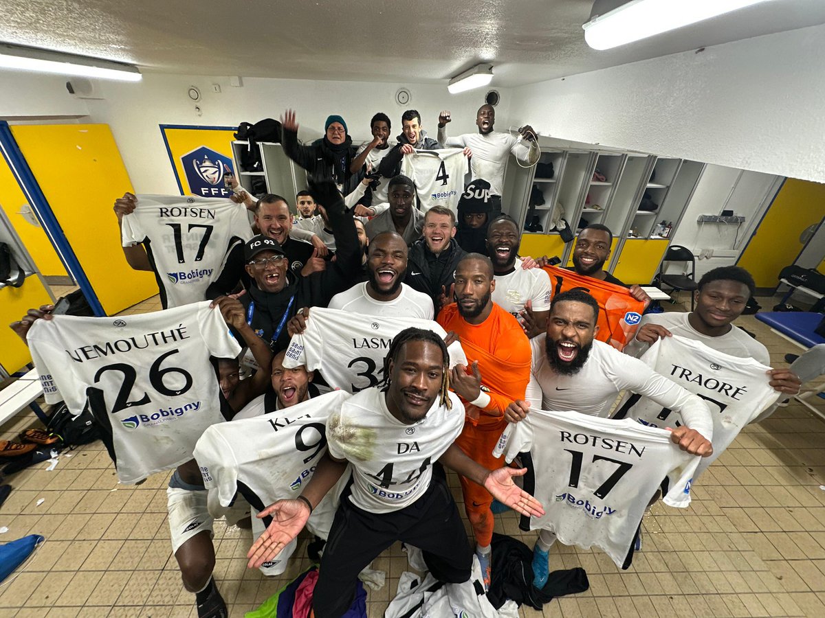 FC93officiel's tweet photo. 🎉 Belle victoire du FC93 ! 🎉

Le FC93 s’impose 3-1 face à Créteil dans un derby dans des conditions climatiques difficiles mais intense ! 

Bravo à toute l’équipe pour cette belle performance ! Merci aux supporters pour leur soutien 💪⚽

#FC93 #Victoire #Derby https://t.co/PlWogJcj5c