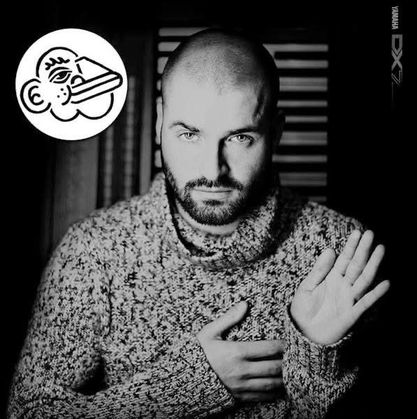 Elsku Árni Grétar.

Þú varst hvers manns hugljúfi og áttir stóran þátt í að efla raftónlistarsenu landsins um áraraðir. Við vorum kunningjar, en þegar við hittumst var alltaf eins og að hitta æskuvin.

Innilegar samúðarkveðjur til drengjanna þinna, fjölskyldu og vina.