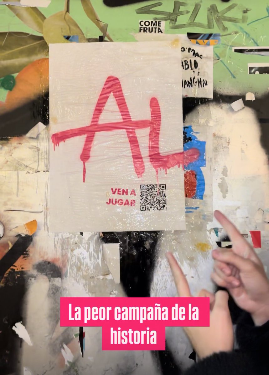 Queríamos hacer una pegada como esas bandas importantes pero no nos llegaba el dinero. Hola y bienvenidos a la peor campaña jamás planificada por una banda:

Primero, no nos llegaba para carteles grandes, nos soplaron 45 pavos por 25 dinA3