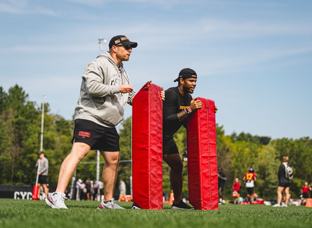 Coach Tyler Roehl tweet media