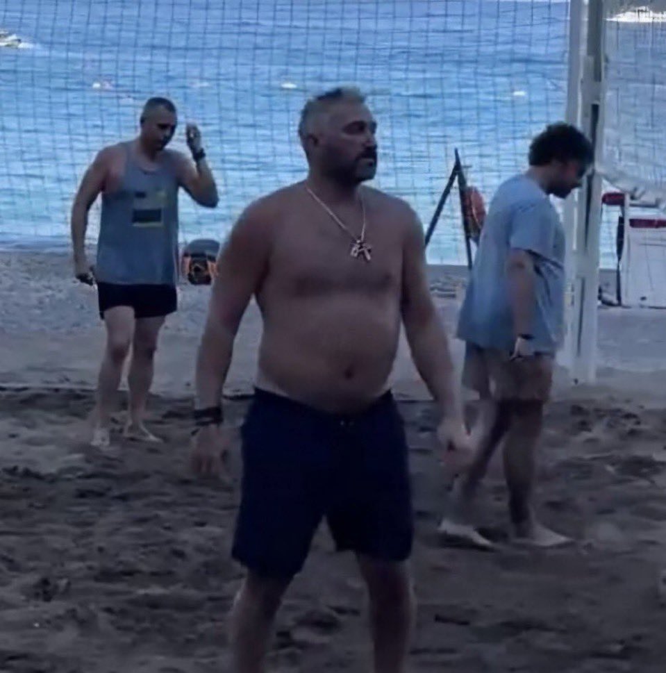 capstrav1s's tweet photo. the greatest goal scorer this world will ever see https://t.co/qFZAywTTYa