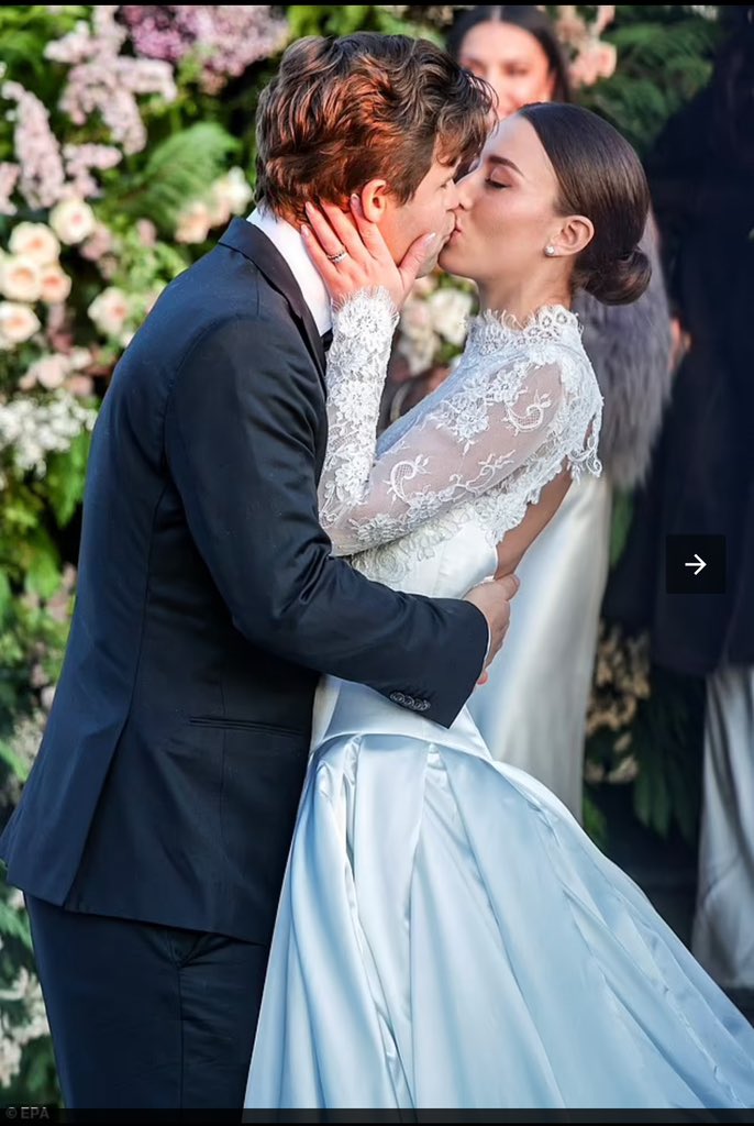 chess_chain's tweet image. ♟️💖 A perfect match – on and off the board!

Congratulations to World #1 Magnus Carlsen and Ella Victoria Malone on their wedding day! Wishing them endless joy, strategic harmony, and a lifetime of beautiful moves together.

#ChessChain #MagnusCarlsen #LoveInCheckmate…