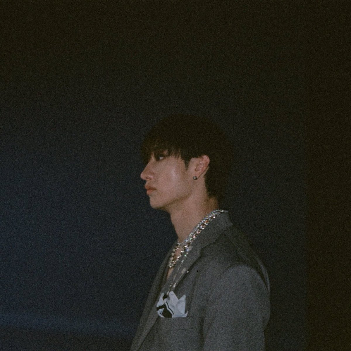 sapphicjoys's tweet image. chan has always been beautiful but i do think that right now he is the handsomest he has ever looked. 27 is such a pretty number too