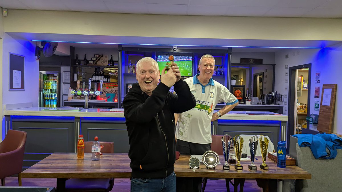 Two of our own picking up trophies at todays Yorkshire International Open <a href="/dewsburymoorARL/">Dewsbury Moor Sports Club</a> 😊