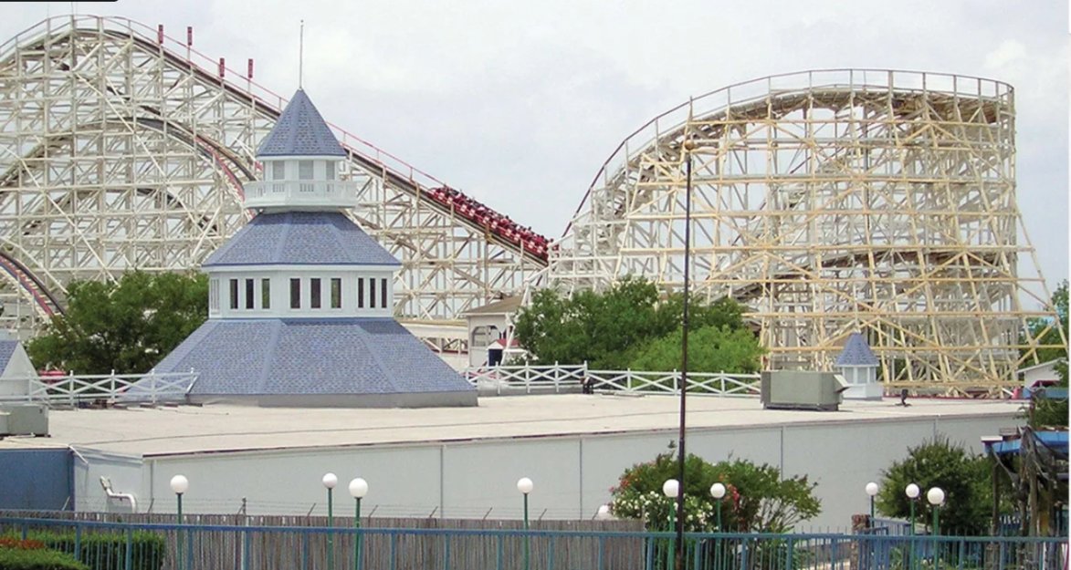 HoustonSixFlags's tweet image. 20 Years Ago, today We shut our doors for the Final Time.
#SixFlags #themeparks