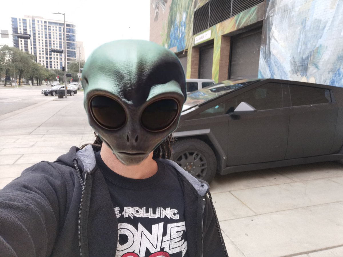 Pelolasio tweet media