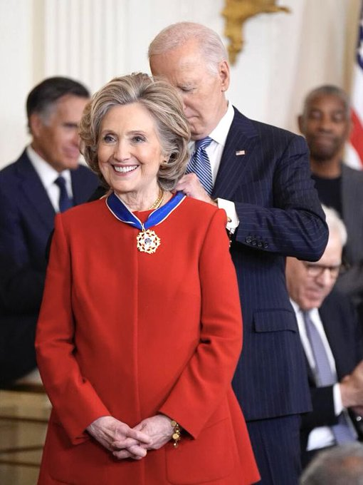 Andie00471's tweet photo. What a hero. She was 100% right, and we should have listened. But I am so happy for her today. Glowing and well-deservedly so! https://t.co/s3YJVrtoj6