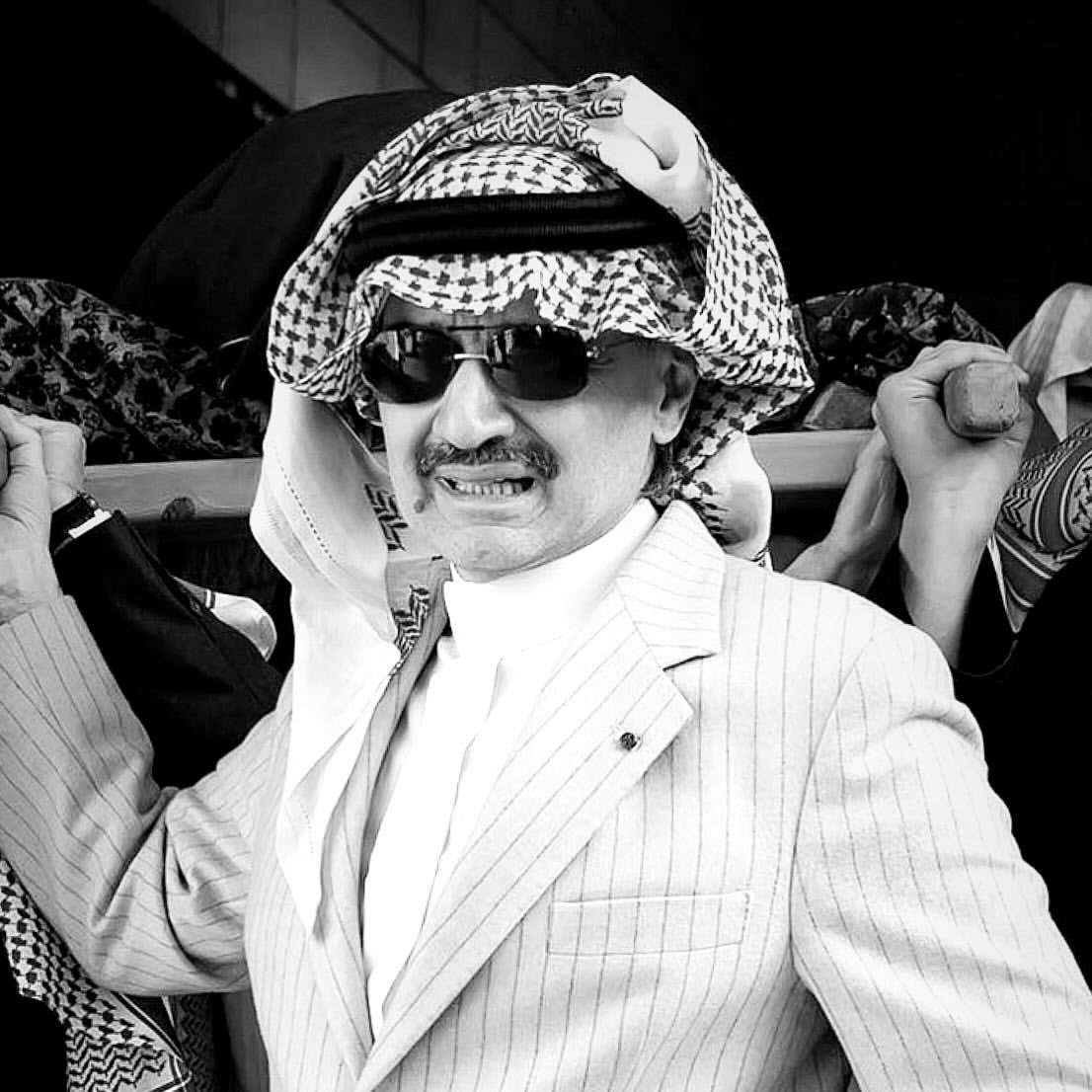 ffyhfk's tweet photo. رحم الله الوالدة الأميرة منى رياض الصلح 🖤
خالص التعازي
 #الوليد_بن_طلال_بن_عبدالعزيز 

وسمو الأمير خالد بن طلال بن عبدالعزيز

بوفاة والدتهم الاميرة منى بنت رياض الصلح التي انتقلت الى رحمة الله اليوم . https://t.co/ZDtMY1k6Da