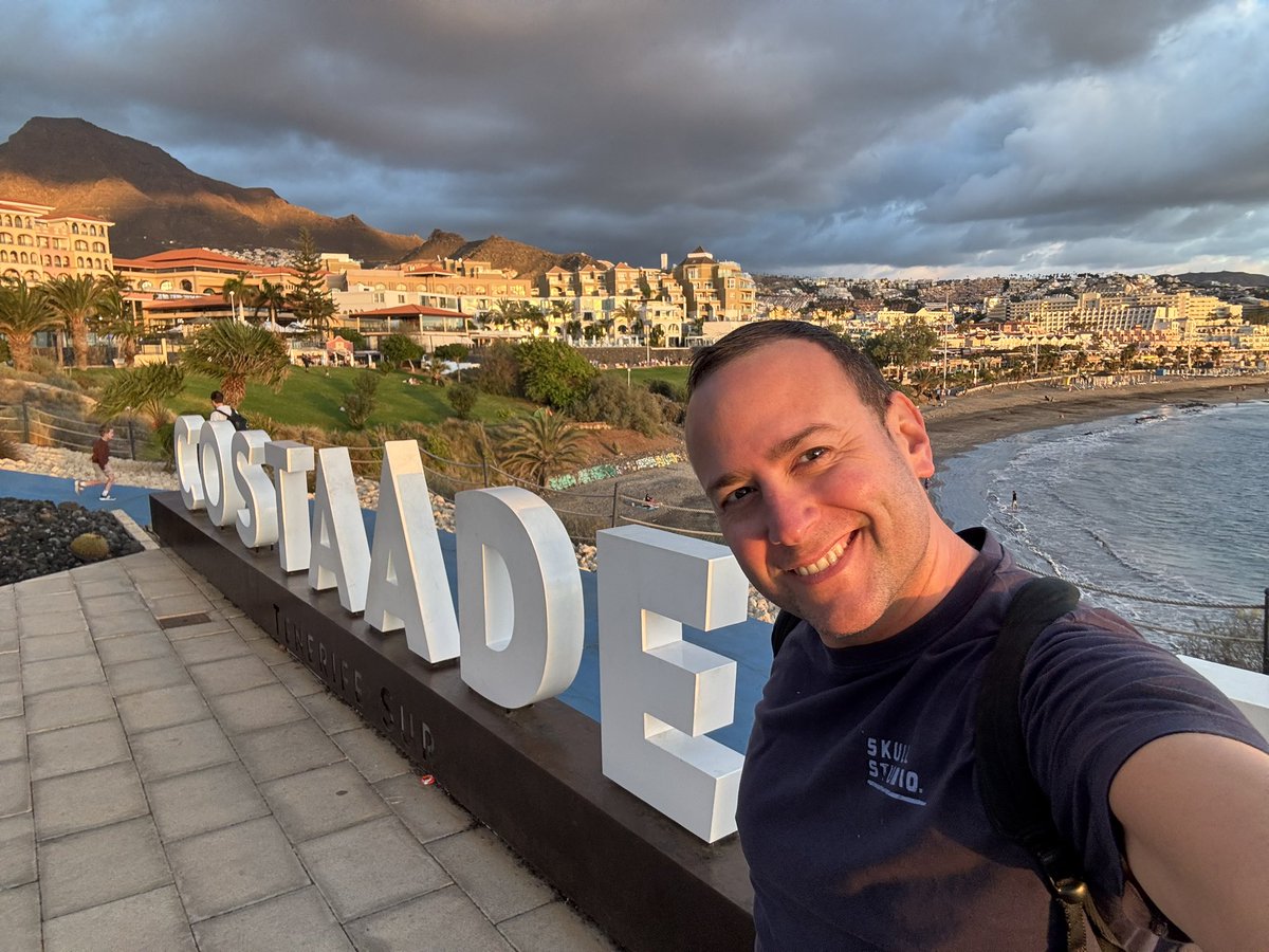 _jorgegallardo's tweet image. Me quedan 24 horas en este paraíso que tenemos en España 
#Tenerife #CostaAdeje