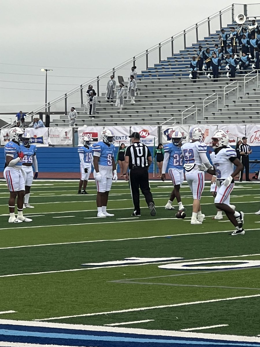 Coach Sloan tweet media