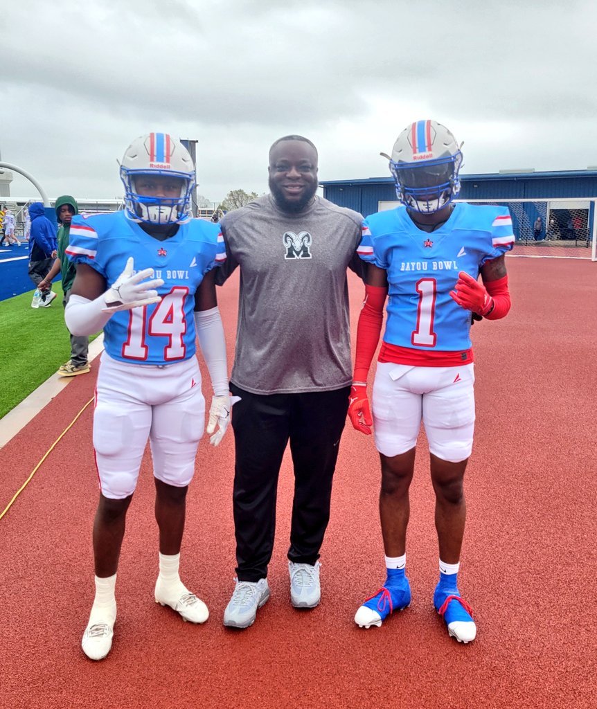 Mike Arogbonlo (@coacharo44) on Twitter photo Proud of these two representing <a href="/MCRamFootball/">MAYDE CREEK RAMS</a> & having fun at <a href="/BayouBowlGHFCA/">Bayou Bowl</a>. #CreekMayde Proud of these two representing <a href="/MCRamFootball/">MAYDE CREEK RAMS</a> & having fun at <a href="/BayouBowlGHFCA/">Bayou Bowl</a>. #CreekMayde