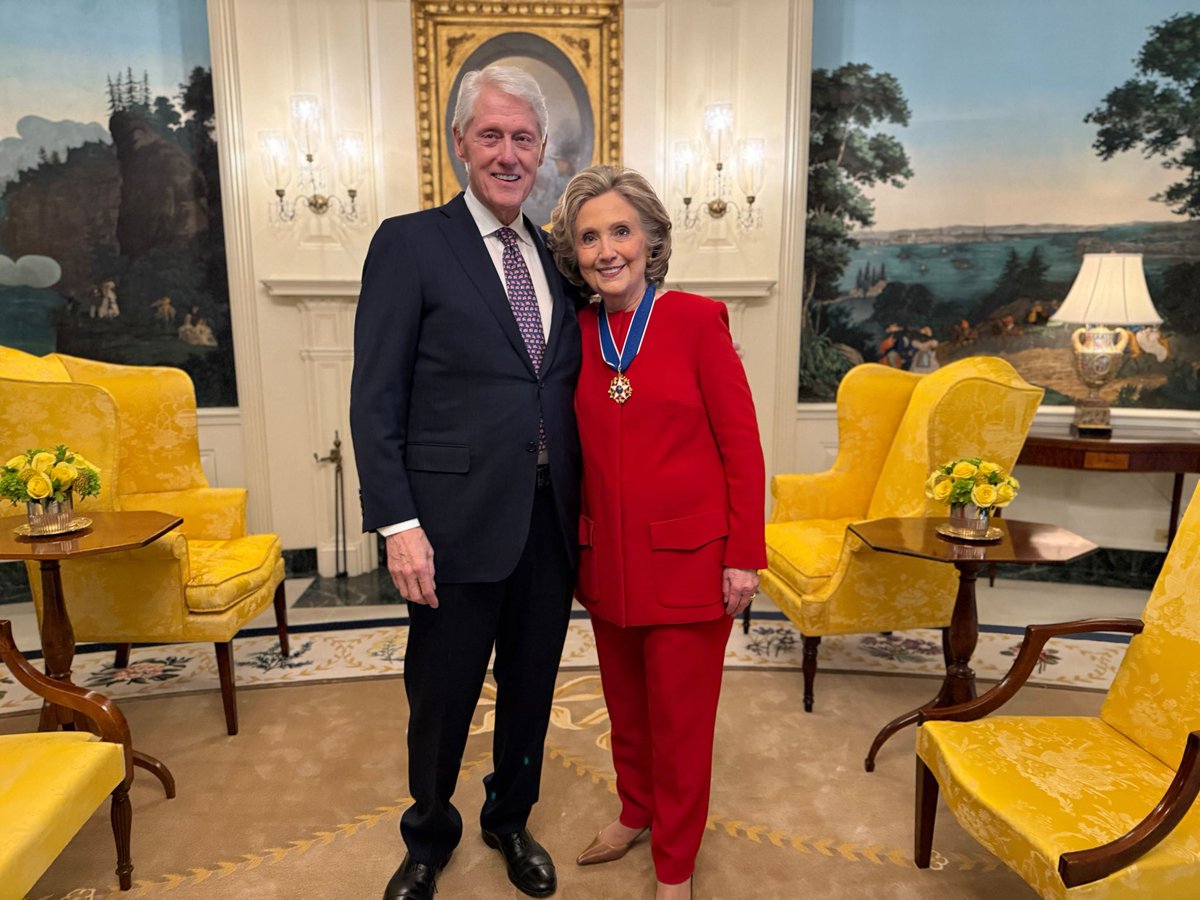 Bill Clinton (@billclinton) on Twitter photo The Presidential Medal of Freedom is among our nation’s highest honors. I can’t think of anyone more deserving of this award than you, <a href="/HillaryClinton/">Hillary Clinton</a>. I’m so happy we could celebrate together. The Presidential Medal of Freedom is among our nation’s highest honors. I can’t think of anyone more deserving of this award than you, <a href="/HillaryClinton/">Hillary Clinton</a>. I’m so happy we could celebrate together.