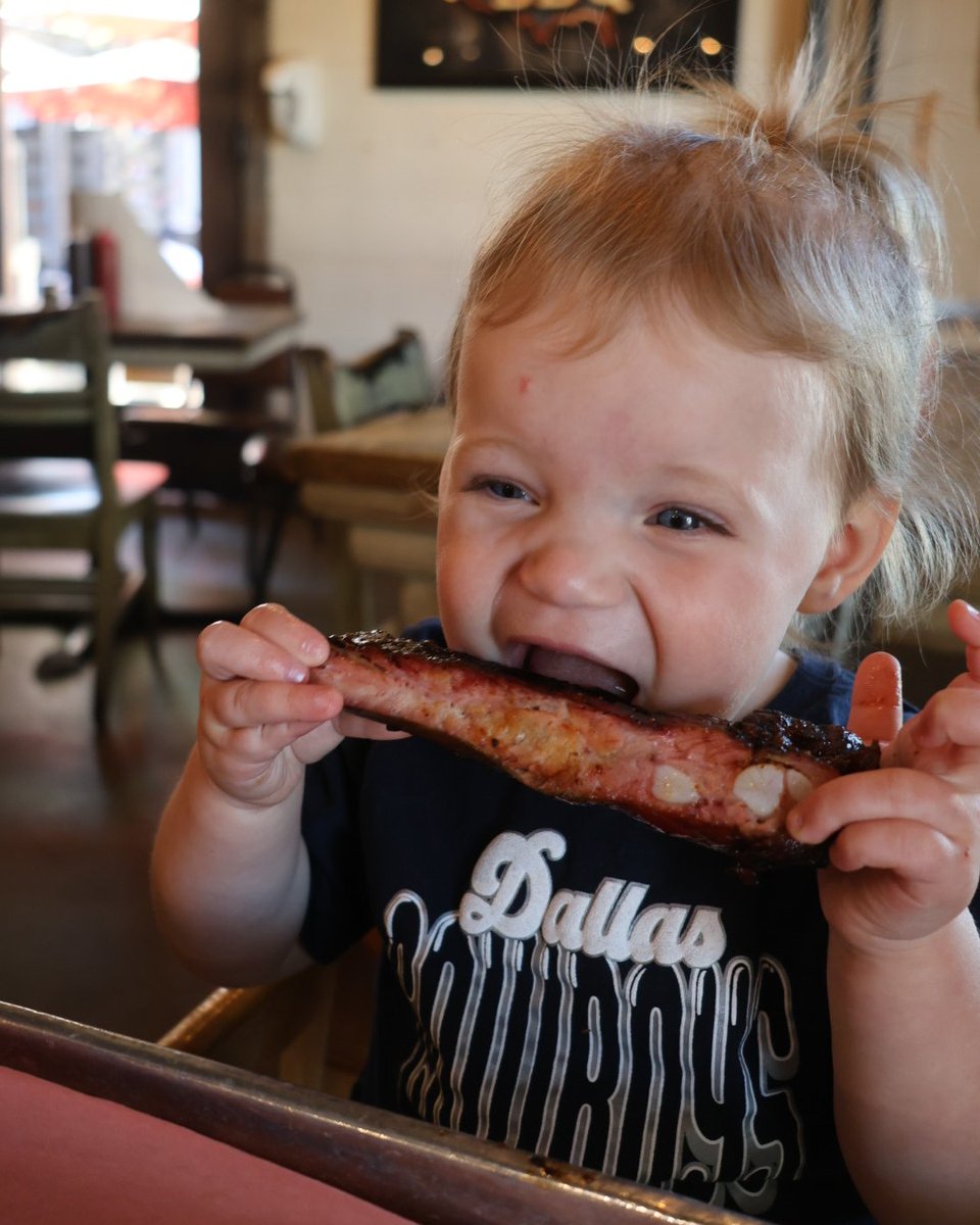 PecanLodge's tweet image. We’ve got the kind of pork ribs that make even the tiniest taste buds do a happy dance. #KidApproved