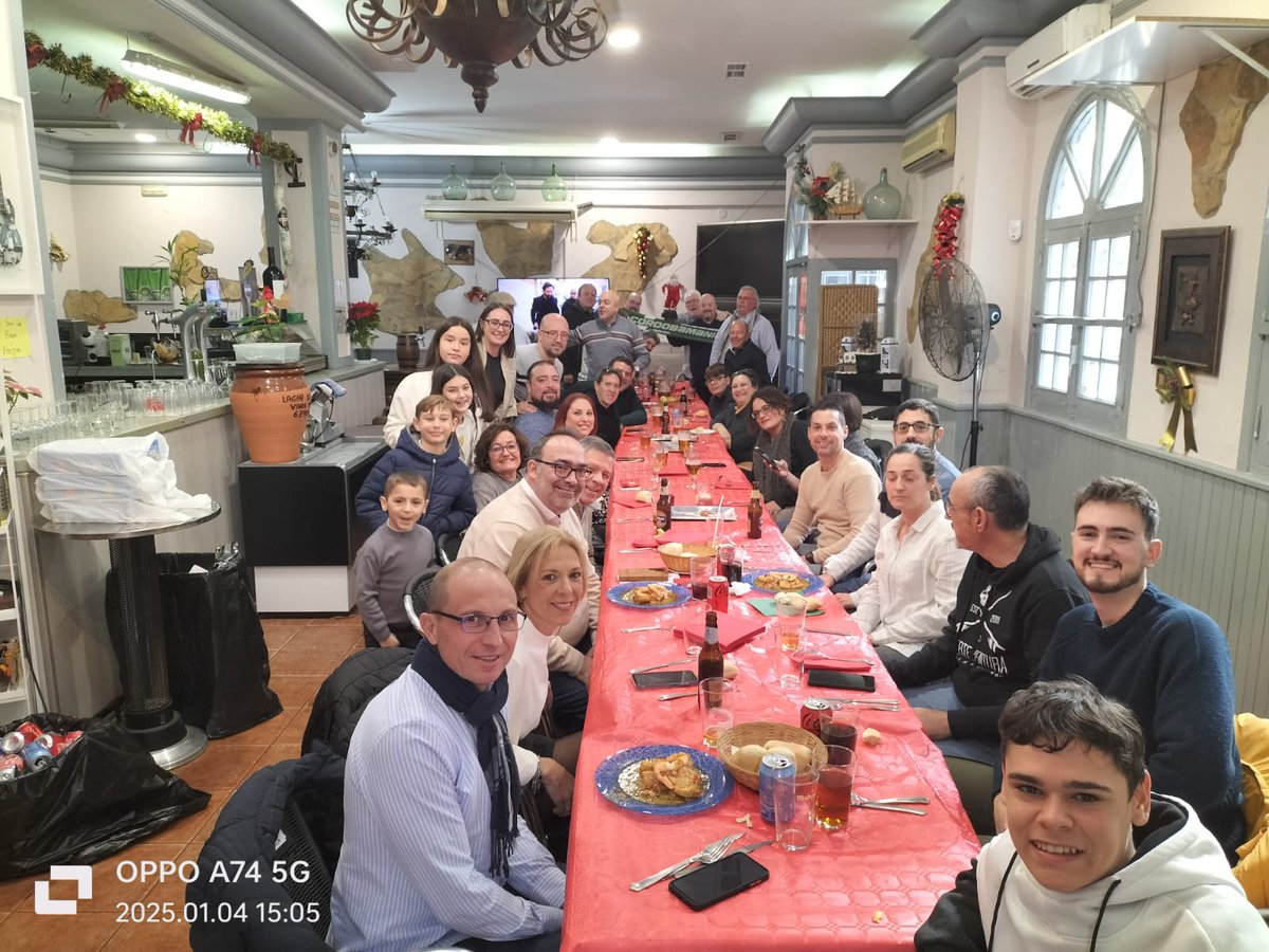 Cordobamania's tweet image. Hoy hemos celebrado la cena anual de @Cordobamania . 24 años acompañando a nuestro @CordobaCF_ofi y disfrutando del mejor ambiente cordobesista. Y los que quedan por venir. 💪🏻🤍💚