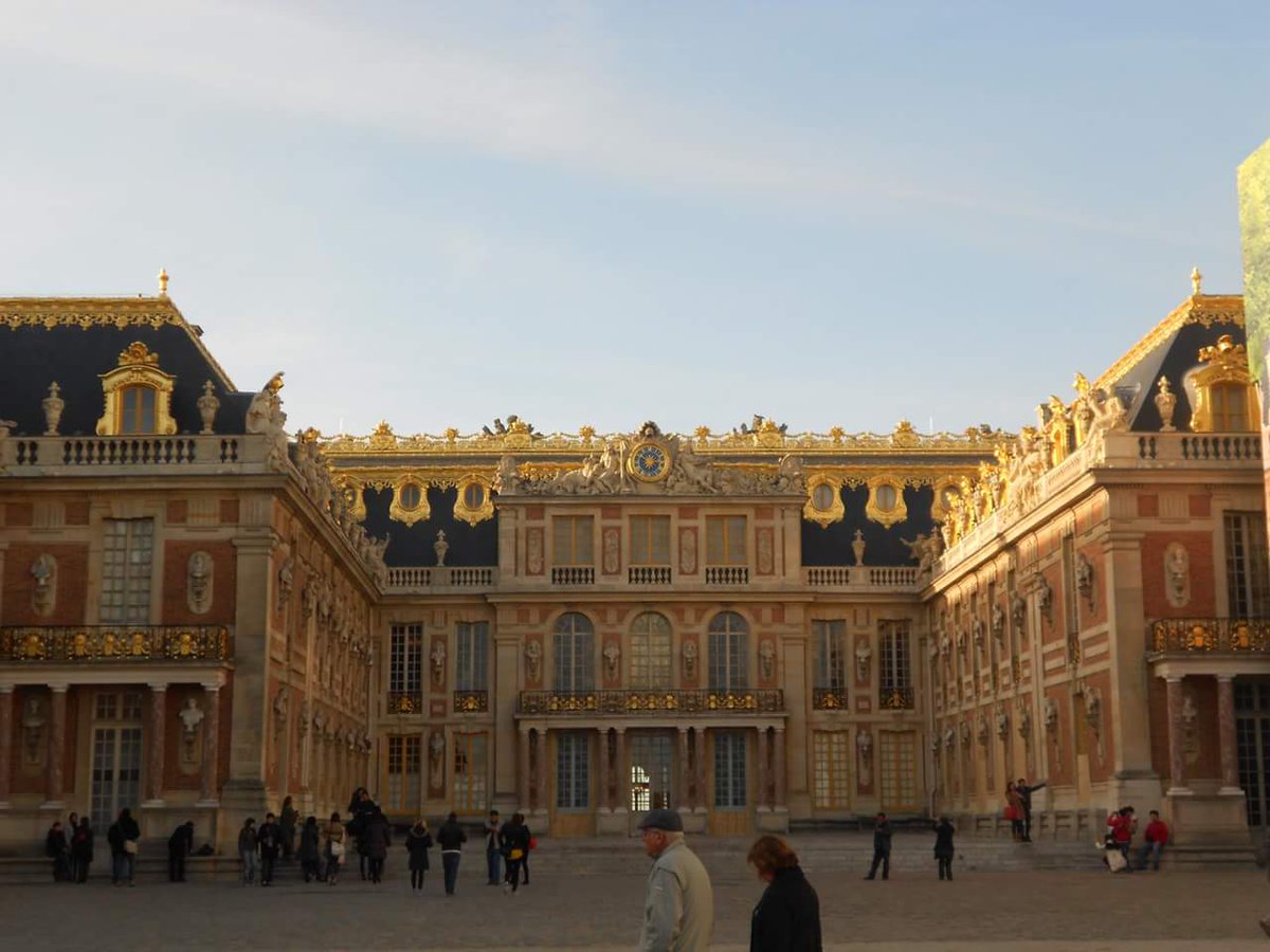 bluebird00010's tweet photo. Beautiful palace but most are just rooms with paintings #paris
#Versailles #Parisjetaime #parisian #visitparis #parisienne #parislife #parisianstyle #parisianlife #bohemian #parisianvibes #parisview #iloveparis #discoverparis #france #ilovefrance #visitfrance #discoverfrance https://t.co/FTpEpcfasQ