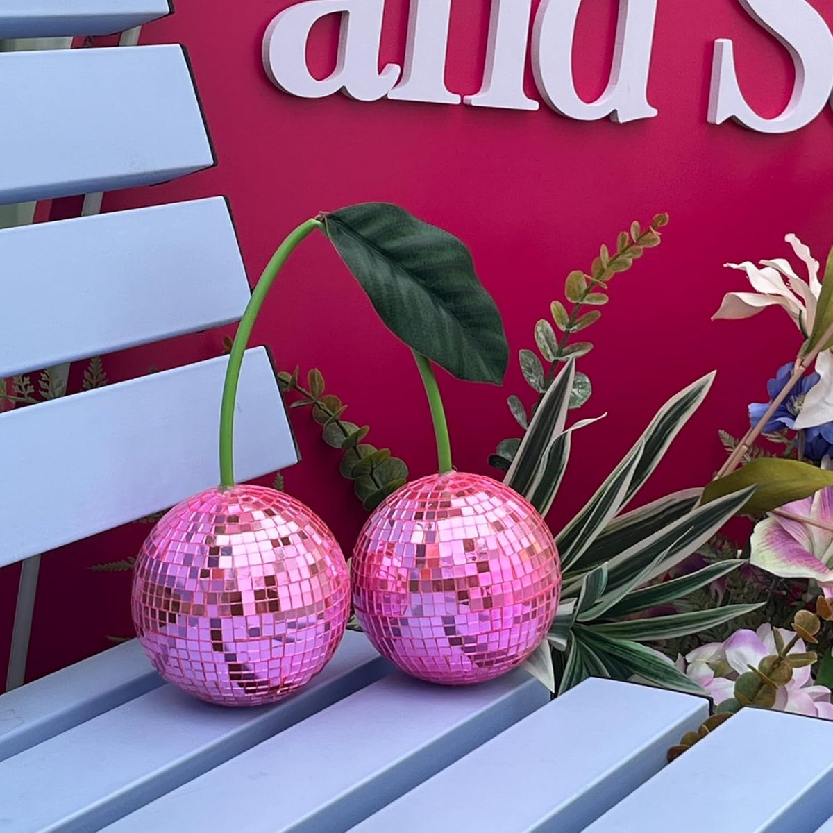 discomfg's tweet image. Add a fruity twist to your decor with our Cherry Disco Mirror Ball! 🍒✨ Hangs beautifully and reflects light for dazzling vibes. Perfect for parties or home decor!
Shop now: mfgdisco.com | Amazon: amazon.com/stores/MFGDISC…
#CherryDiscoBall #MFGDISCO #PartyDecor #Home