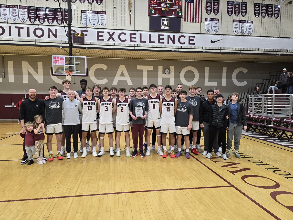 2025 Blue Compass Catholic Classic Champs! Thanks to our admins, Blue Compass and Holly Coppola for directing this event.

Thank you as well to Kuemper Catholic, Bishop Heelan and Cedar Rapids Xavier for a great weekend. Good luck this year.