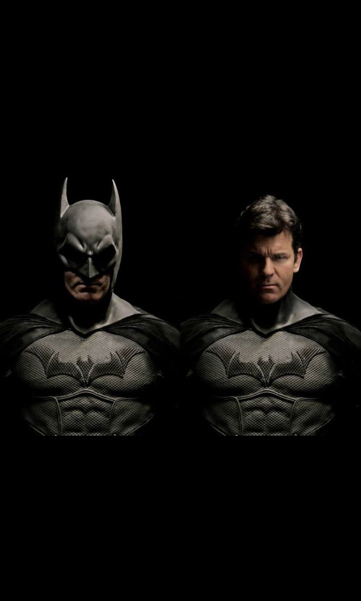 Kenneth16280316's tweet photo. Idgaf Kevin porter should be dcu batman and dying is easy should be a good example for his potential as the dark knight #DCU #Batman #batinthesun https://t.co/MbtvYF1ZGt
