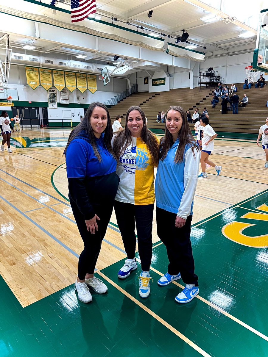 Year 2 of the Kuzmanic sister showdown!!! Congrats <a href="/MWGirlsHoops/">Maine West Girls’ Basketball</a> on picking up the win this year to tie the head to head record at 1-1! Great game <a href="/girls_wheeling/">Wheeling Girls Basketball</a>